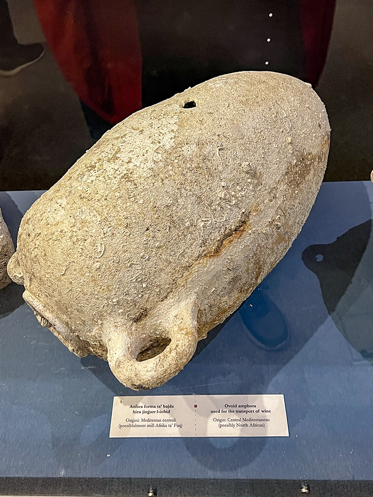 Gozo, a Phoenician period shipwreck that sank about 700 BC. - Gozo wreck cargo
